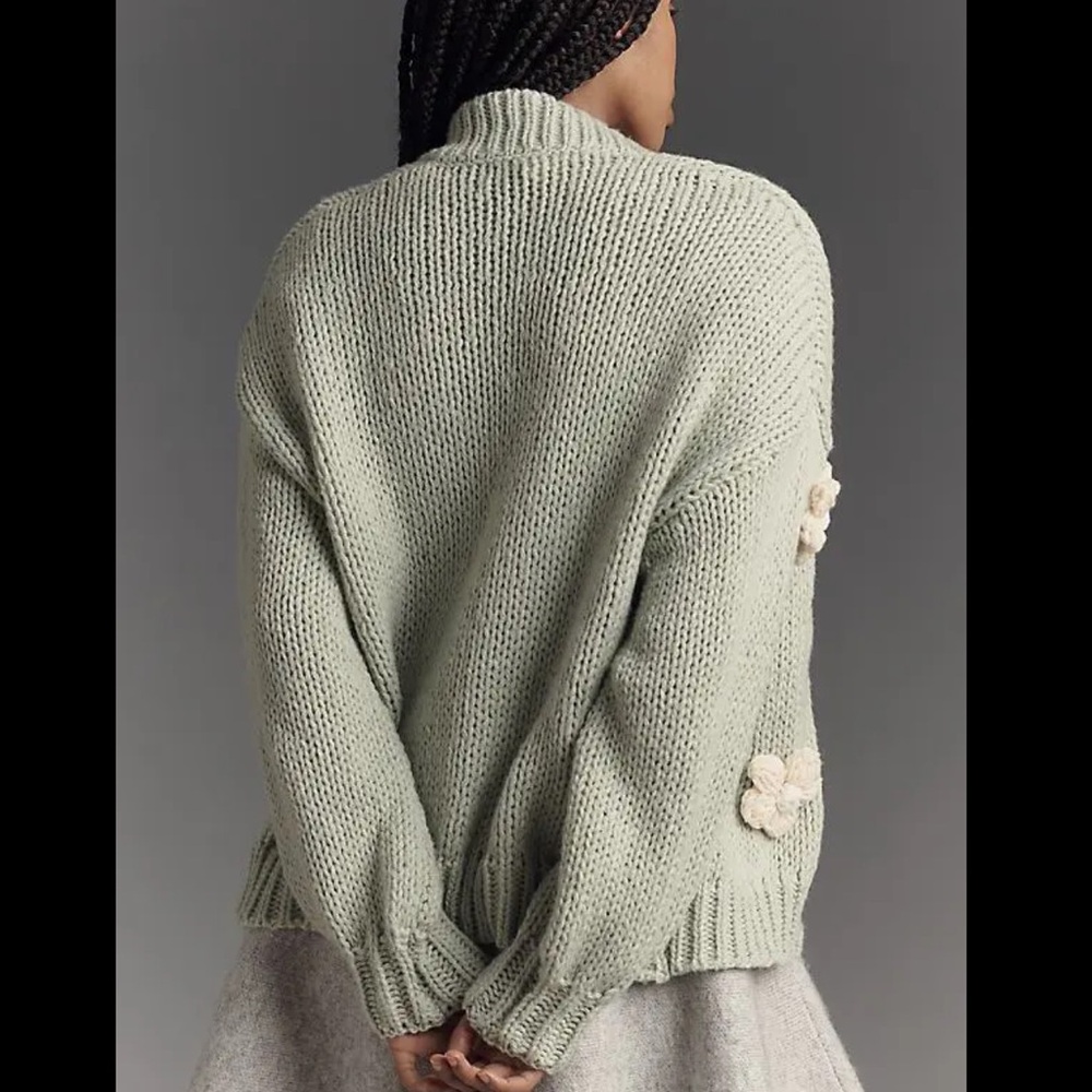 NWT Anthropologie Susannah Chunky 3D Floral Knit Cardigan One Size - Picture 3 of 12